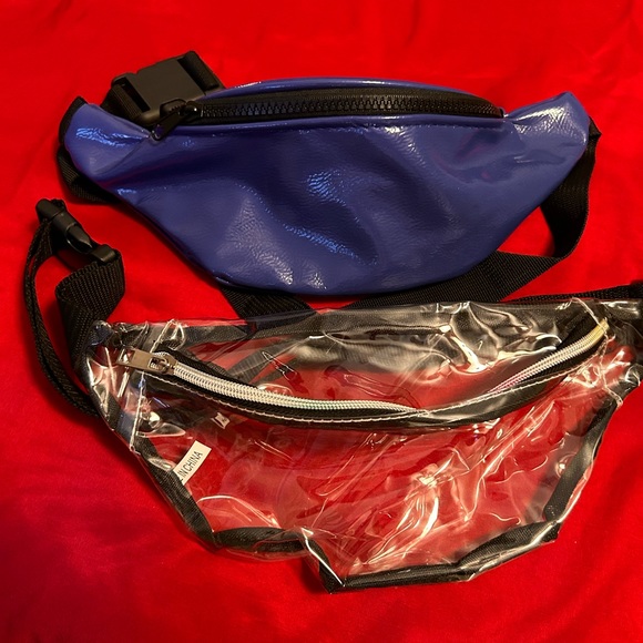 Like new condition two for one, clear and blue Fanny pack - Picture 3 of 3